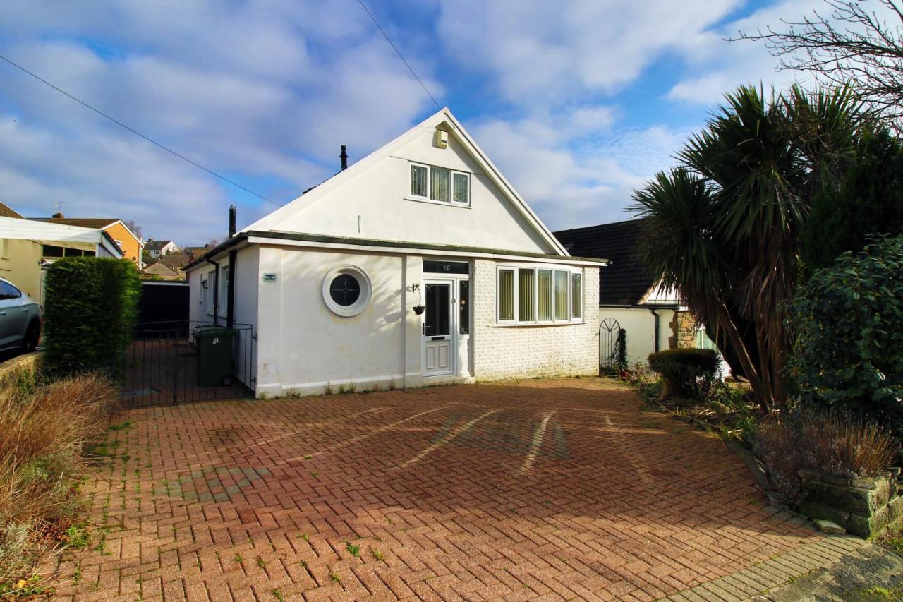 Becky'S Bungalow By Ty Sa -Spacious 4 Bed Bungalow Cardiff Luaran gambar