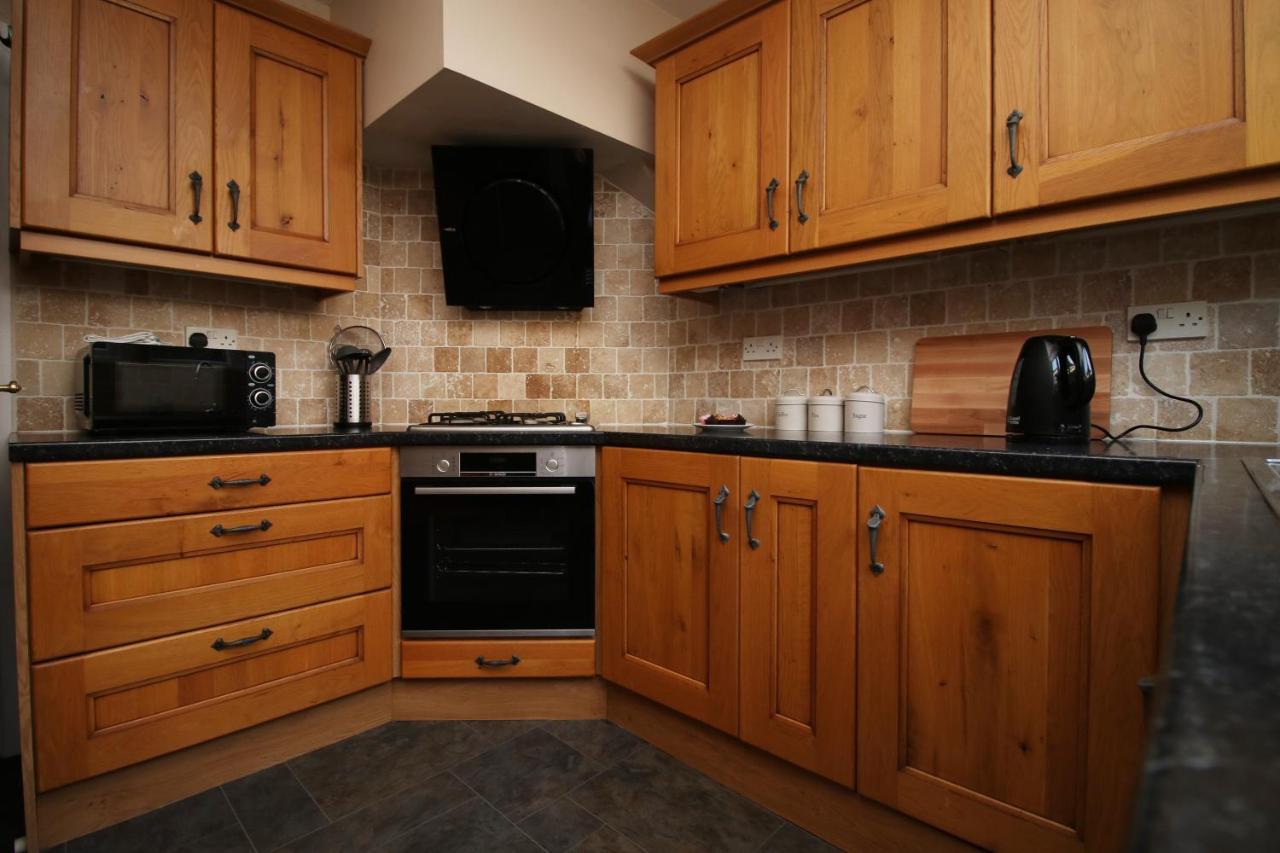 Becky'S Bungalow By Ty Sa -Spacious 4 Bed Bungalow Cardiff Luaran gambar