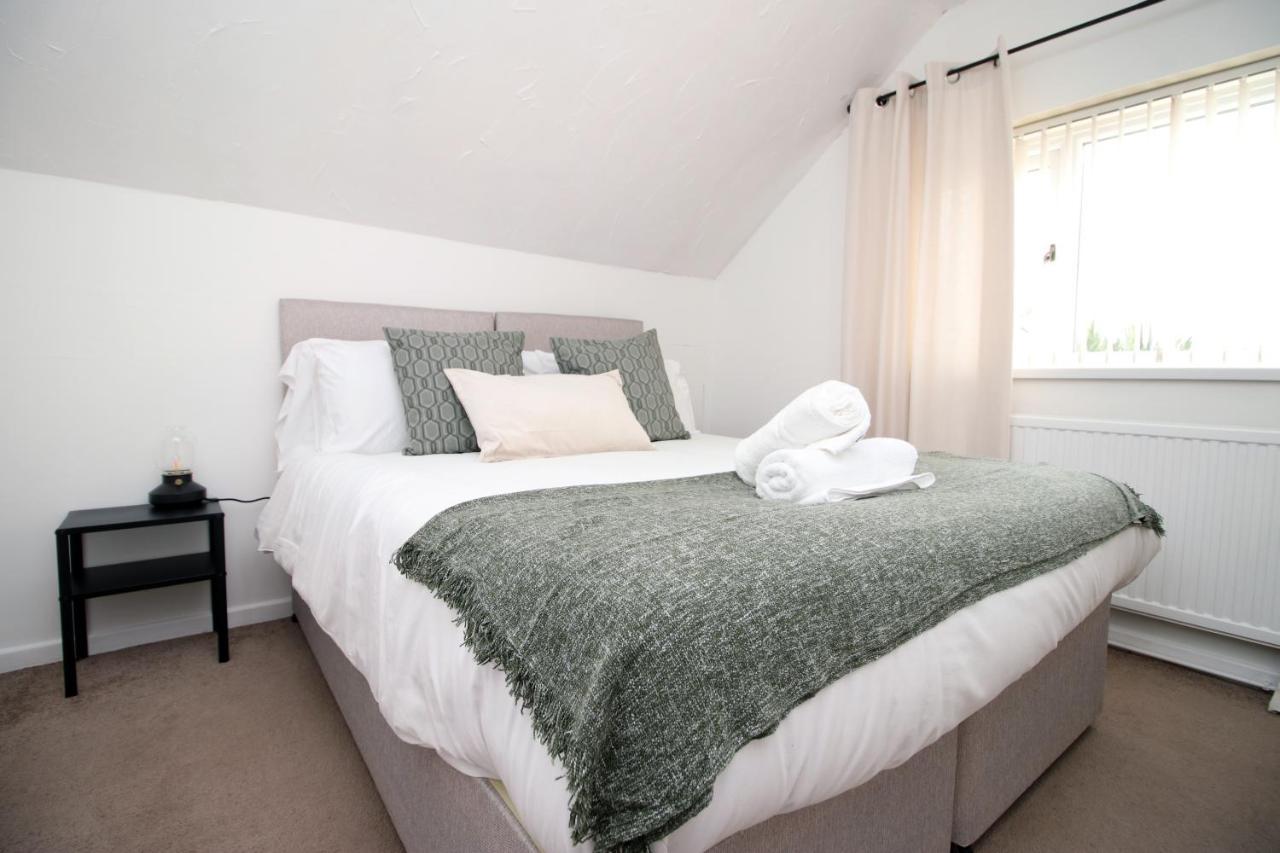 Becky'S Bungalow By Ty Sa -Spacious 4 Bed Bungalow Cardiff Luaran gambar