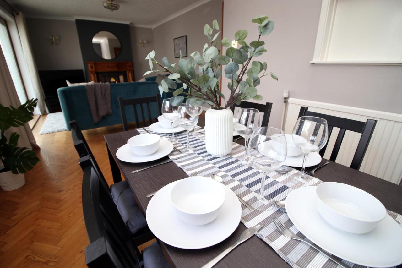 Becky'S Bungalow By Ty Sa -Spacious 4 Bed Bungalow Cardiff Luaran gambar