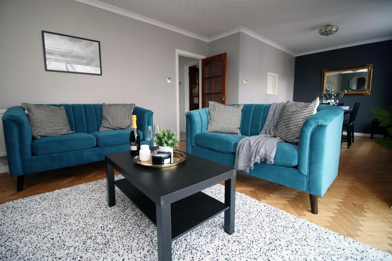 Becky'S Bungalow By Ty Sa -Spacious 4 Bed Bungalow Cardiff Luaran gambar